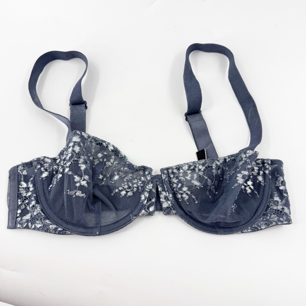 ✅ Very SEXY Victoria's Secret 32C Unlined Balconet Bra GREY Silver Floral Lace‎